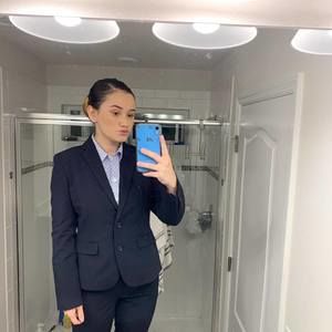 Meet your Posher, Francis